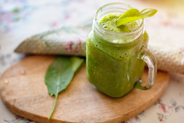 green healthy smoothie for breakfast
