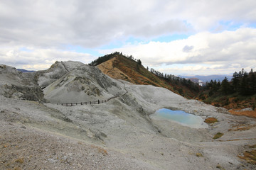 川原毛地獄の風景（秋田県湯沢市）