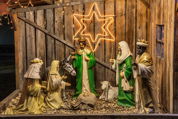 Hl. Familie in der Krippe