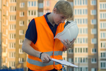 customer in stress and constructor foreman worker with helmet and vest