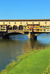 Fototapeta na wymiar Old Bridge called Ponte Vecchio in Florence Italy o