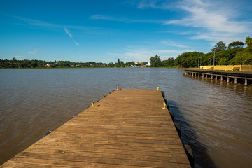 Obraz premium Waterfront Paranoa Lake, Brasilia, Brazil