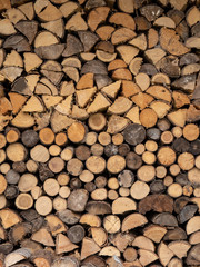 Brennholz gestapelt - Hintergrund 