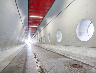 Tunnel in die Zukunft 2