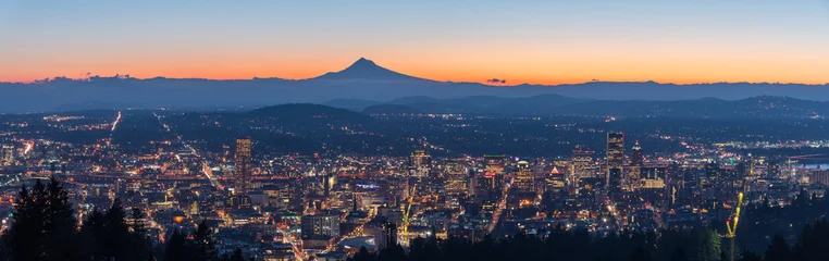 Foto op Aluminium Panorama of Portland Oregon city skyline © Nicholas Steven