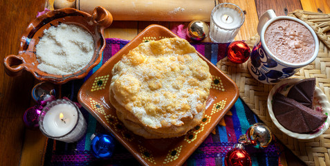 Mexican buñuelos with sugar