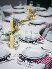christmas plates setup