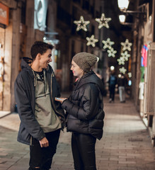 Obraz premium Couple of friends laughing