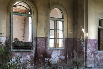 Fototapeta na wymiar Details of an abanadoned school building in StBenedek, Transylvania, Romania