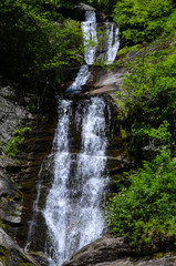 Fototapeta na wymiar Waterfall in the Pisgah National Forest in western North Carolina