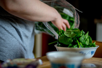 Cleaning Spinach
