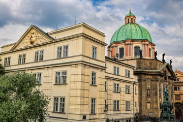 Fototapeta premium Praga, Kreuzherrenkirche