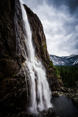 Obraz premium Lower Yosemite Falls Morning, Yosemite National Park, California 