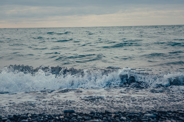 Obraz na płótnie Canvas waves on the beach
