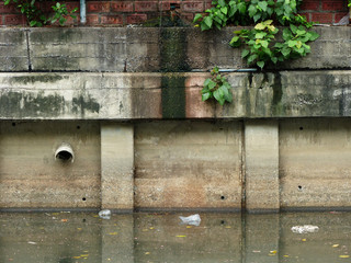 wall in canal
