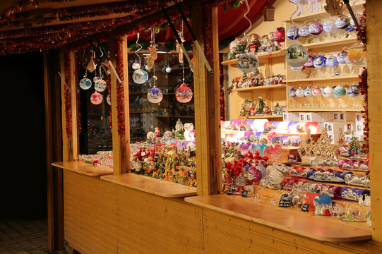 Christmas Decorations Shop