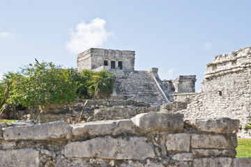 Fototapeta na wymiar Mayan ruin at Tulum near Playa Del Carmen, Mexico