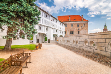 Fototapeta na wymiar Castle courtyard with Cloak Bridge, Cesky Krumlov, Czech Republic, Europe.