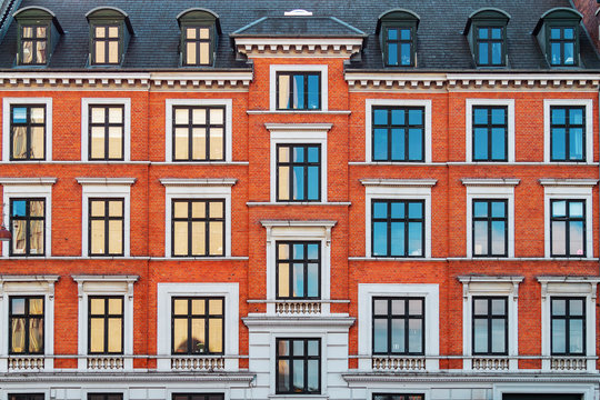 Picture of buildings on the Copenhagen streets