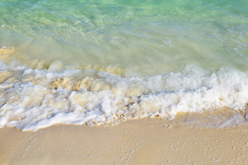 Fototapeta na wymiar waves on the beach, sandy beach 