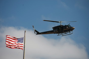 helicoptero de migracion vigilia la frontera mexico estados unidos