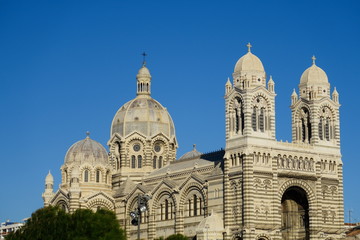 Fototapeta na wymiar Cathédrale de Marseille