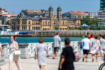 Fototapeta premium promenada San Sebastian z ratuszem