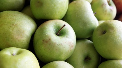 apple