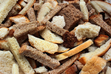 Dry bread slices