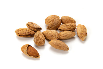 殻付きアーモンド