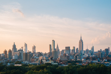 Fototapeta na wymiar View of Midtown at sunset, in Manhattan, New York City
