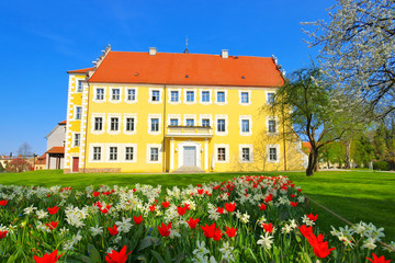 Fototapeta na wymiar Luebben Schloss - Luebben castle in spring