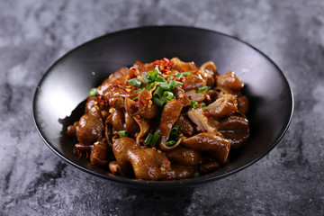 Stir-fried pork intestines