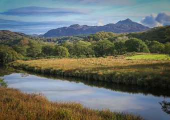 Fototapeta na wymiar Glaslyn river during a beautiful autumnal day in Snowdonia, Wales, UK