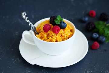 pudding with pumpkin and rice
