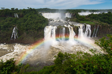 Fototapeta na wymiar Cascade of Iguazu Falls, One of the New Seven Wonders of Nature, in Brazil and Argentina