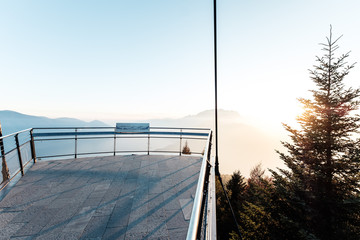 Blick von der Aussichtplattform Cardada beim Lago Maggiore, Tessin, Schweiz.