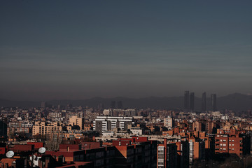 Fototapeta premium Madrid skyline from the air with pollution