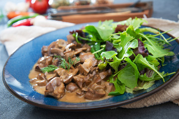 Beef kidneys with Madeira sauce
