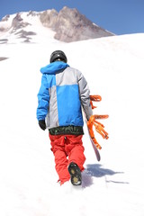 Fototapeta na wymiar mount hood snowboarder