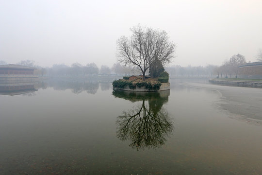 eyot in the haze