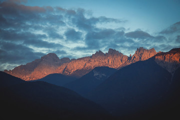 Fototapeta na wymiar Beautiful Morning in Dolomites Mountain Range