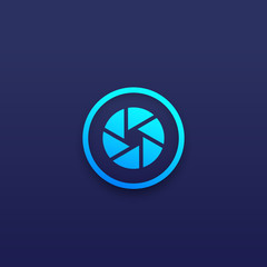 Photo app logo icon with aperture symbol