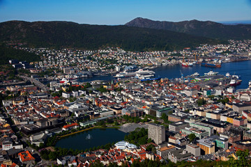 Fototapeta na wymiar Stadt Bergen
