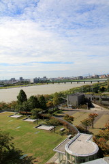 新潟りゅーとぴあ屋上から見た信濃川