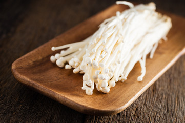 enokitake mushroom