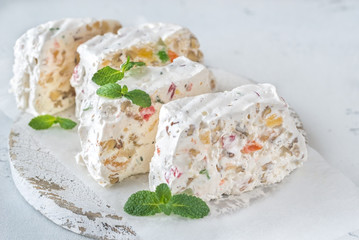 White nougat with fresh mint leaves