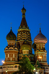 Fototapeta na wymiar Cathédrale Saint-Basile-le-Bienheureux de Moscou