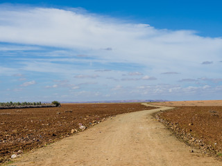 Field road to the village Kouablia