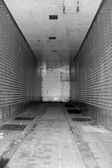 Dans la remorque du camion